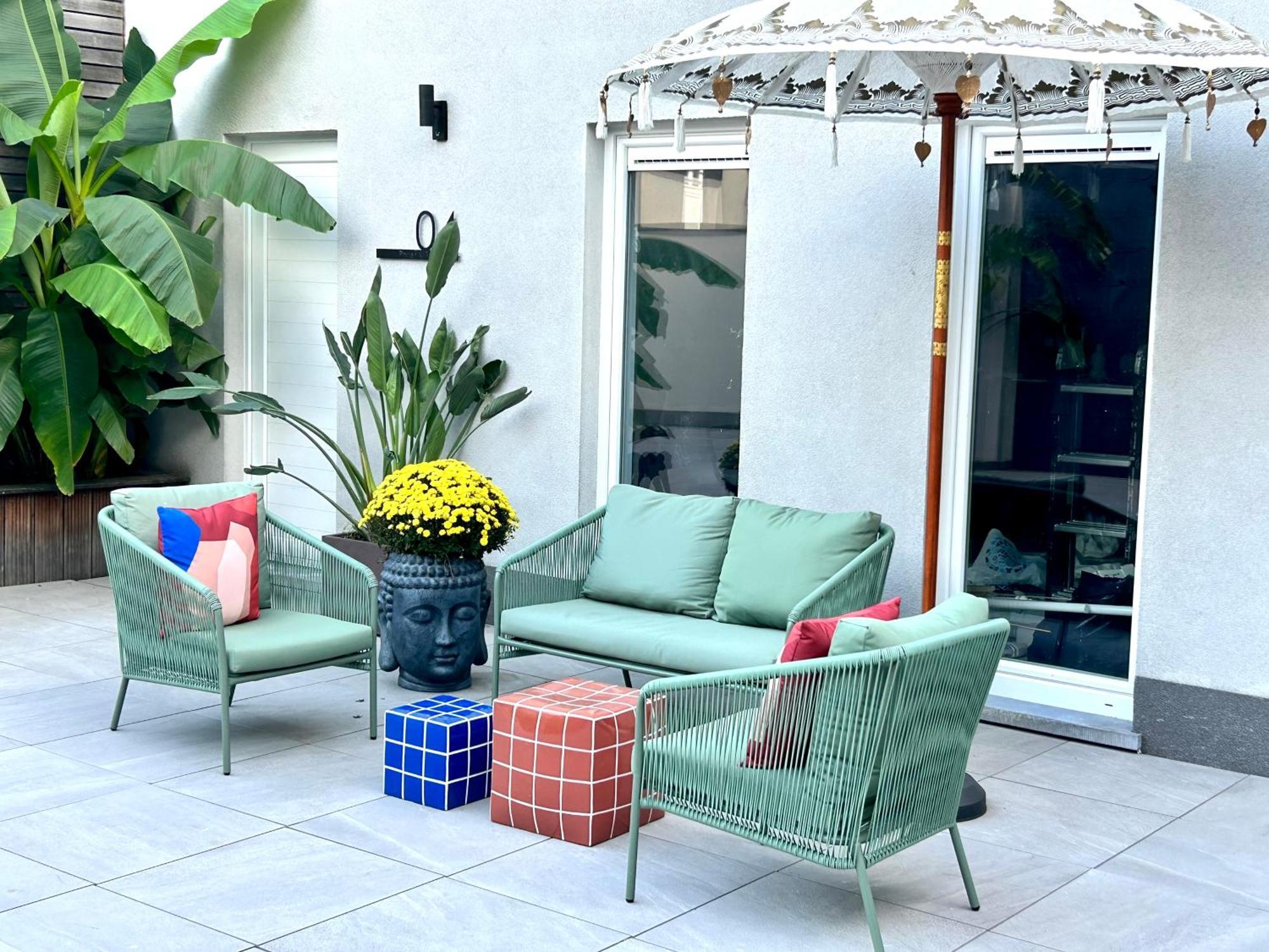 Phoenix Garden Mons Exterior foto